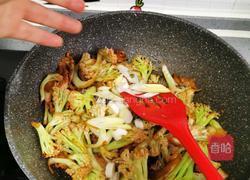 菜花炒肉的做法图解15