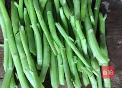 蒜爆空心菜梗的做法图解2