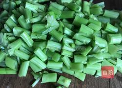 蒜爆空心菜梗的做法图解3