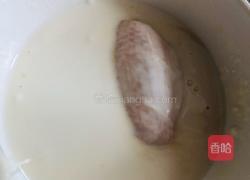 这是什么神仙美味，咸蛋黄鸡翅也太好吃了吧的做法图解6