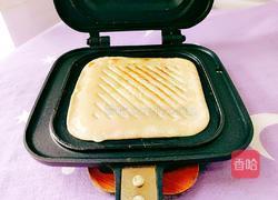 蜂蜜奶香煎饼的做法图解8