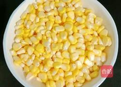 玉米炒肉沫的做法图解1