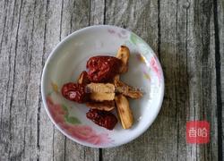 养生红枣花生莲子豆浆的做法图解3