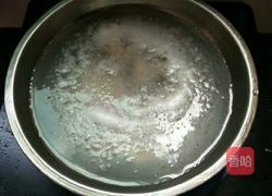 虫草花排骨汤的做法图解2