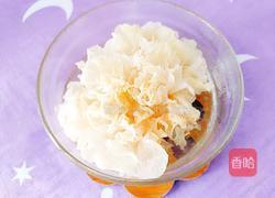 百合薏米银耳鸡汤的做法图解3