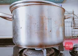 百合薏米银耳鸡汤的做法图解11