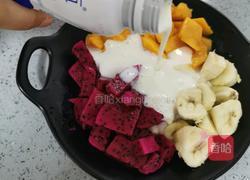 松子酸奶水果捞的做法图解6