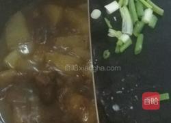 土豆炖五花肉的做法图解10