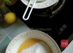 十寸戚风蛋糕的做法图解4