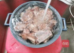 白萝卜炖羊排的做法图解1