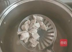 苹果南杏北杏瘦肉汤的做法图解1