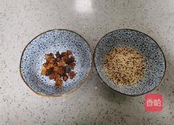 桃胶藜麦粥的做法图解1