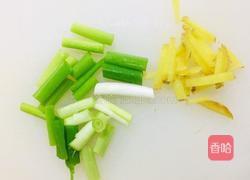 虾仁玉米的做法图解1