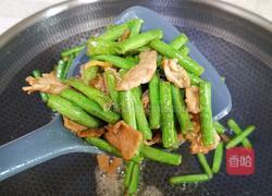 豆角炒肉的做法图解10