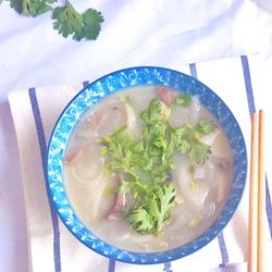 要不是牛肉贵这赛过牛肉汤的牛杂汤也不会有机会上餐桌的做法[图]