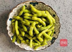 盐水毛豆这样做，简单美味，刷剧宵夜必备的做法图解3