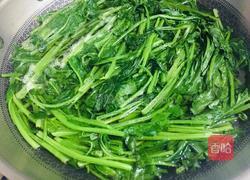 菠菜虾仁炒鸡蛋的做法图解1