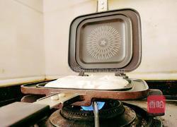 火龙果芒果煎饼的做法图解10