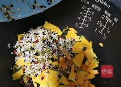 四季养胃南瓜粥的做法图解5