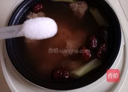 红枣莲藕排骨汤的做法图解12