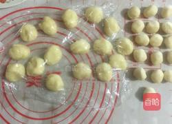 蛋黄酥的做法图解5