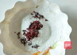 蔓越莓米粉蒸糕的做法图解7