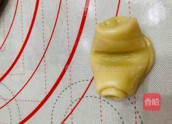 中秋必吃的梅干菜鲜肉月饼,外皮酥脆,内馅鲜香好吃到爆的做法图解20