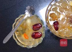 美容养颜《桃胶皂角米雪燕百合莲子银耳羹》的做法图解8