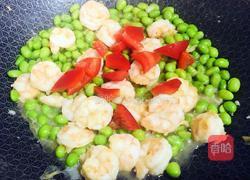 毛豆炒虾仁的做法图解6