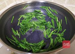 豆皮韭菜炒豆芽的做法图解5