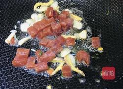 牛肉丁玉米粒蛋炒饭的做法图解8