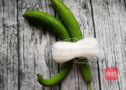 丝瓜炒粉丝的做法图解1