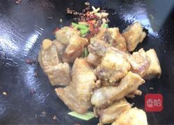 麻辣干煸鱼块的做法图解13
