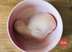 追剧小零食，香辣诱人的鸡胸肉片的做法图解1