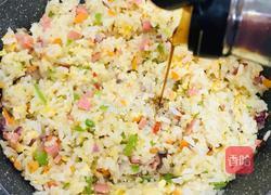 五彩缤纷蛋炒饭的做法图解9