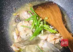 Illustration of how to make Wanjia sweetfish cubes 6