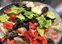 双椒鱼块的做法图解9