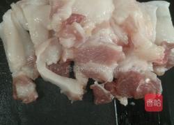 杏鲍菇炖五花肉的做法图解1