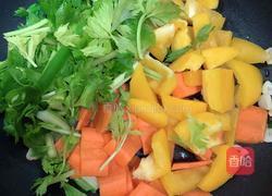 醬爆筆管魷魚(yú)（10分鐘快手菜）的做法圖解7