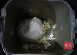 超柔软牛奶切块面包的做法图解3