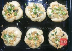 葱香海苔肉松面包的做法图解18