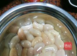 米酒炖鸡子的做法图解1