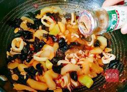 鱿鱼木耳炒黄瓜的做法图解16