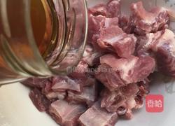 橙汁烧板栗排骨的做法图解3