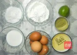 Illustration of how to make matcha flavored cake rolls 1