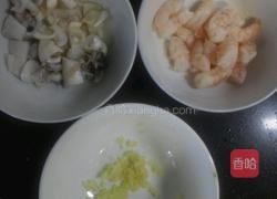 番茄海鲜粥的做法图解3