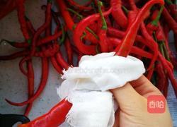 自制辣子酱的做法图解1