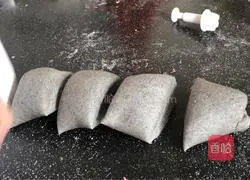 Illustration of how to make Facebook steamed buns 4