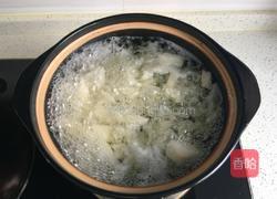 冰糖雪梨银耳汤的做法图解4