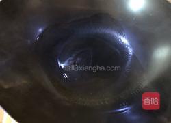 西红柿虾仁豆腐汤的做法图解6